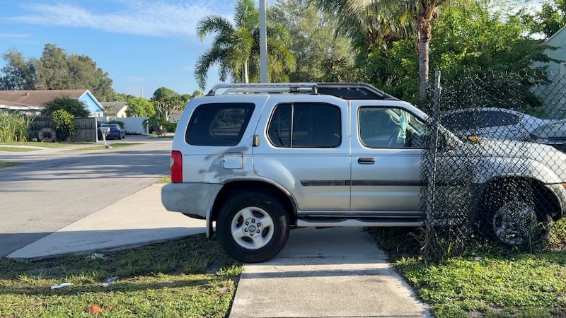 Warning period in effect for sidewalk parking in Delray Beach, fines start in October