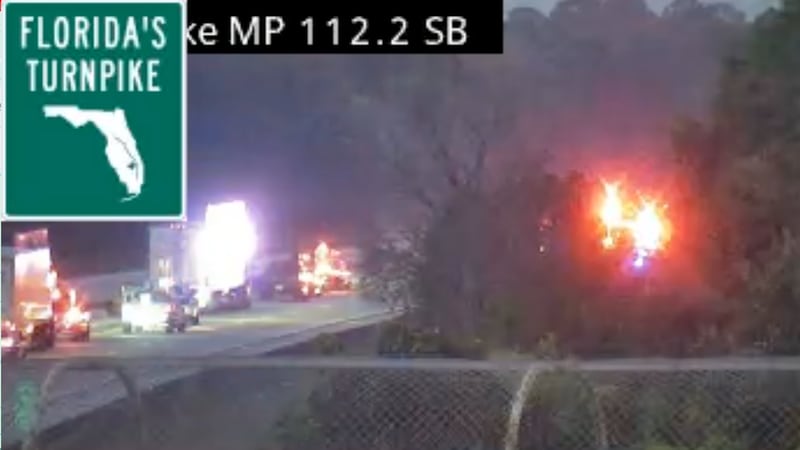 Vehicle fire Turnpike South March 5, 2026