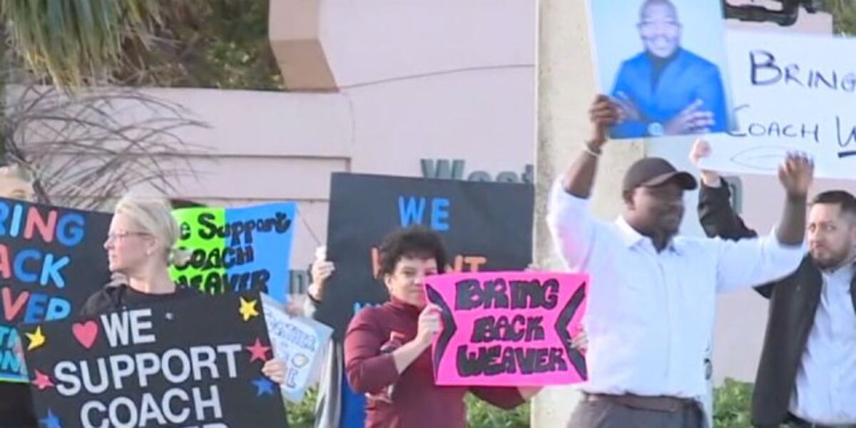 Parents protest firing of Park Vista High School head football coach